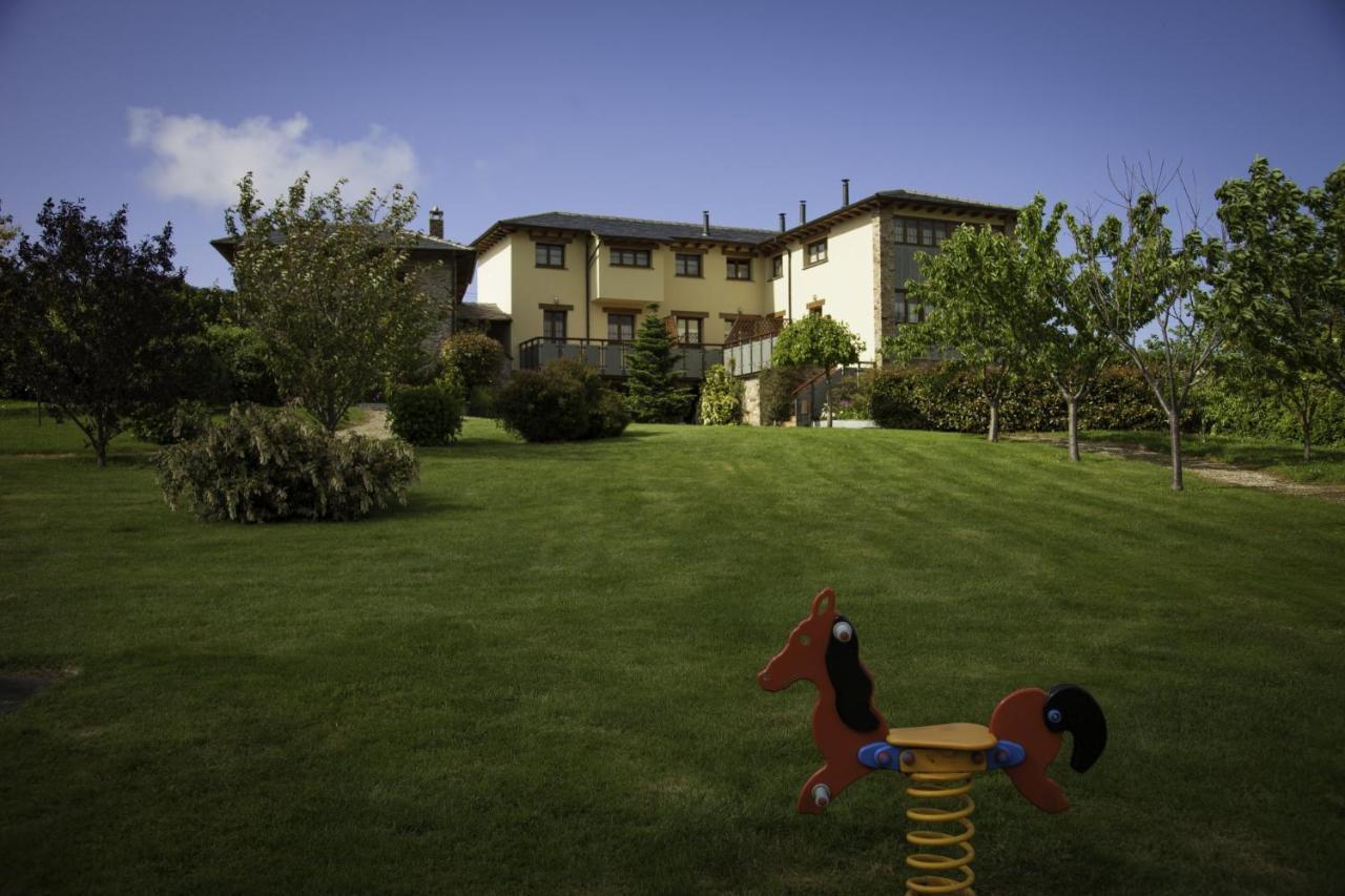 Hotel Hacienda Llamabua Navia Exteriör bild