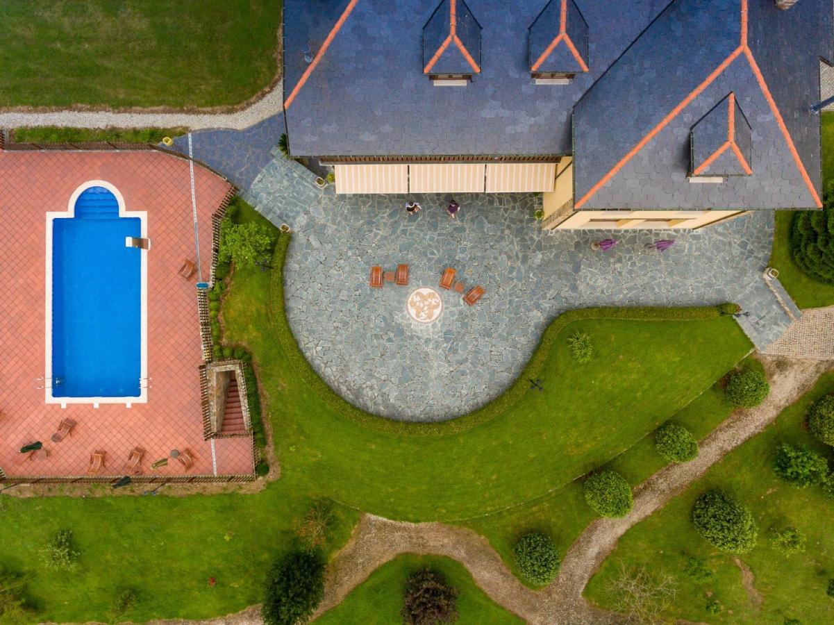 Hotel Hacienda Llamabua Navia Exteriör bild