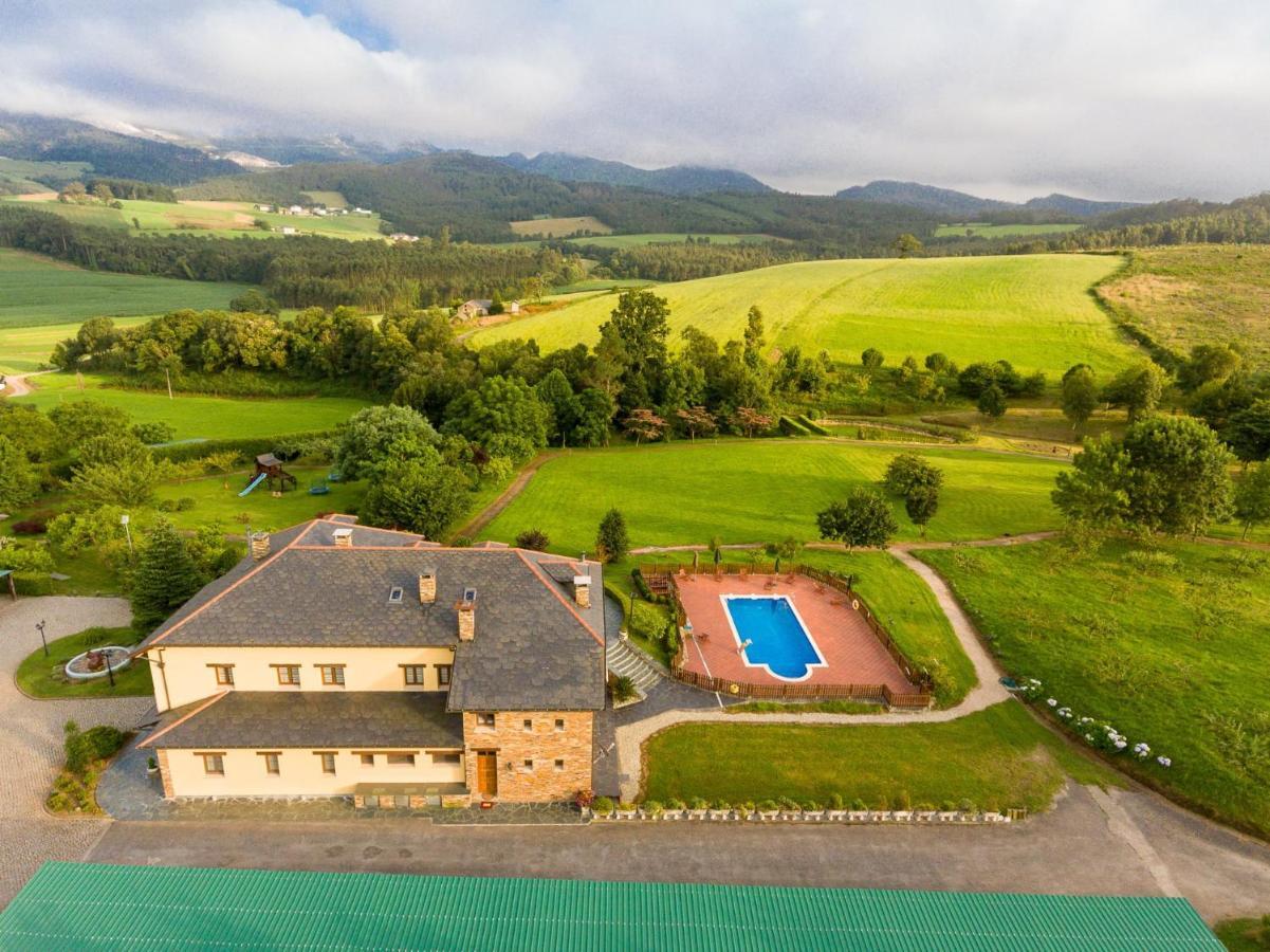 Hotel Hacienda Llamabua Navia Exteriör bild